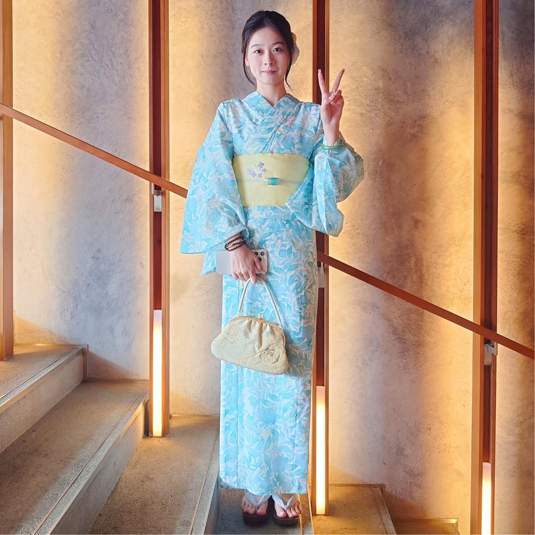 単衣「花サラサ（ブルーグリーン）」×麻刺繍帯