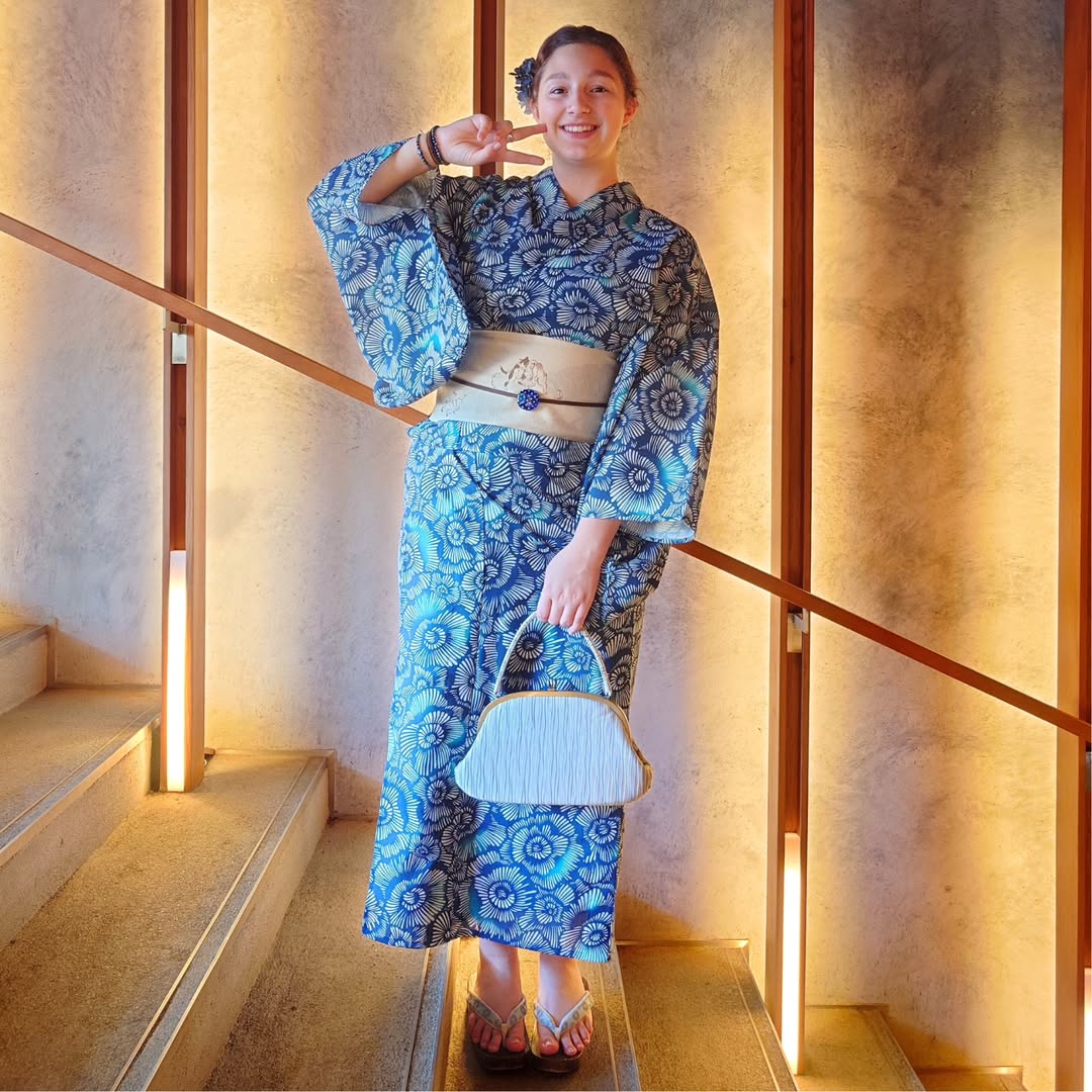 単衣「夏の芙蓉（藍）」×正絹 半巾帯「ツナ取り」