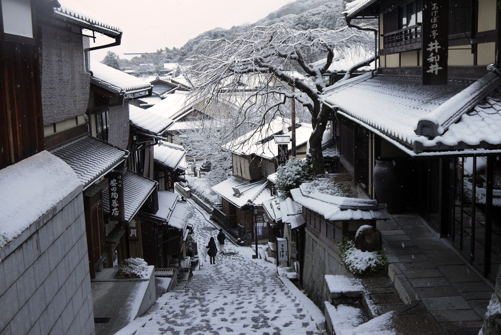 ◆京都・冬の訪れ【12月】師走の風情と年の瀬の賑わい